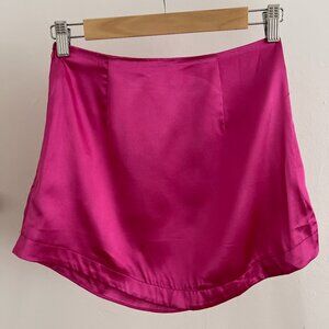 SILKY PRETTY PINK SKIRT WITH ASYMMETRIC HEM XS